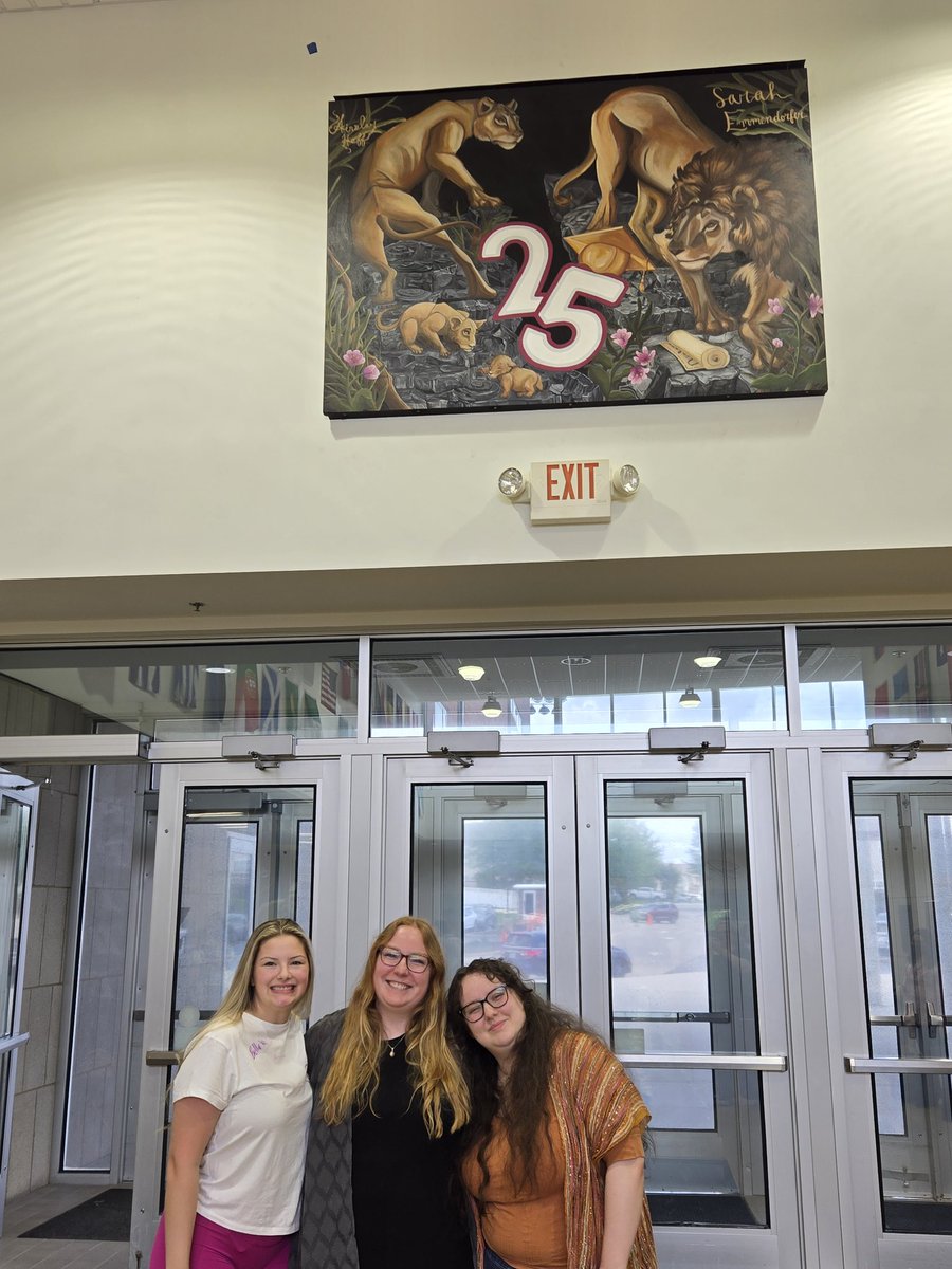 Dr. Wright (@fzeapwright) on Twitter photo Shout out OUR Class of 2025 SENIORS, Ainsley Hoff & Sarah Emmendorfer! #EastsidePride <a href="/FzeArt/">FZE Art Department</a> Shout out OUR Class of 2025 SENIORS, Ainsley Hoff & Sarah Emmendorfer! #EastsidePride <a href="/FzeArt/">FZE Art Department</a>