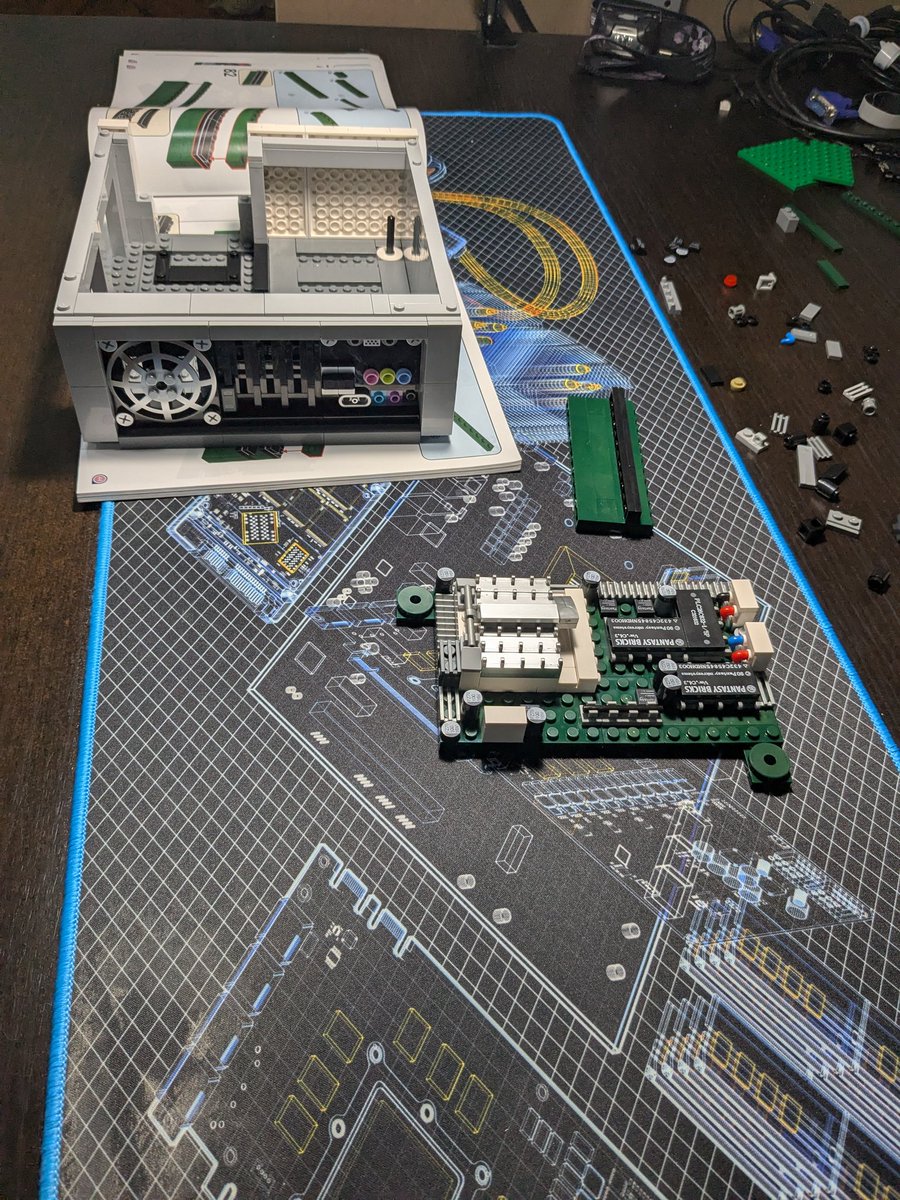 A new brick PC is coming together, from <a href="/Pantasy4/">Pantasy</a>  #bricks #brickpc