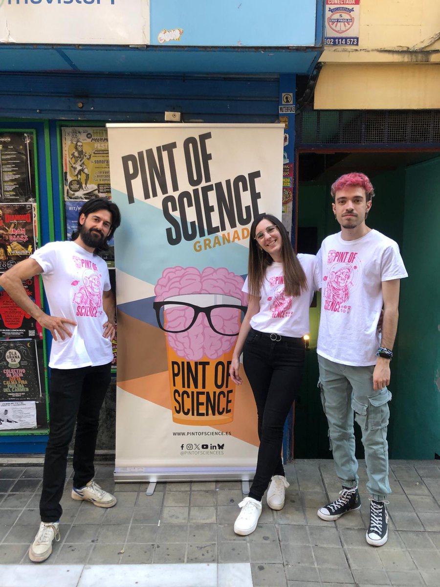 cienciabaresGRA's tweet photo. Las charlas de #PLANETATIERRA 🌍 y ⚙️#TECHMEOUT están a punto de comenzar en el @LIBERIApub
#Pint25GRA viene pisando fuerte y nuestros ponentes te sorprnderan con sus charlas 👏🏻
@pintofscienceES @parqueciencias @canalugr @DaSCI_es @LIBERIApub @ArantxaUrrea @ISA9999977777 https://t.co/Zbc6r34yVv