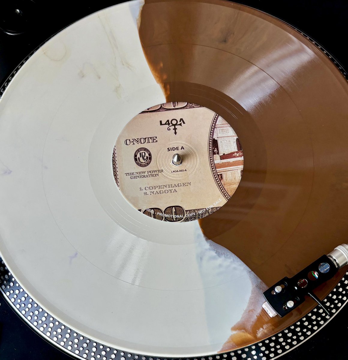 purplefunker's tweet photo. 🔥@prince • C - NOTE🔥
2021/2024 L4OA Release
Chocolate & Cream Vinyl
Limited to 100 Numbered Copies
#NowPlaying #L4OA
#Prince #Prince4Ever #VinylAddict https://t.co/WmQgWMzd8b