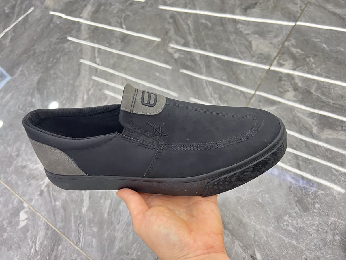 im_aliyu's tweet photo. Sneakers 

🔖21,999 only

 Sizes 41-46 

📍 Kaduna and Delivery nationwide

Call or WhatsApp 08028482834

Check our media, RT and Patronize us 🙏 https://t.co/j7bJ1V3lNh