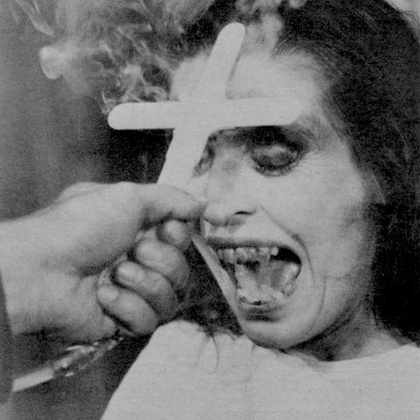 Retro Horror (@el_zombo) on Twitter photo 