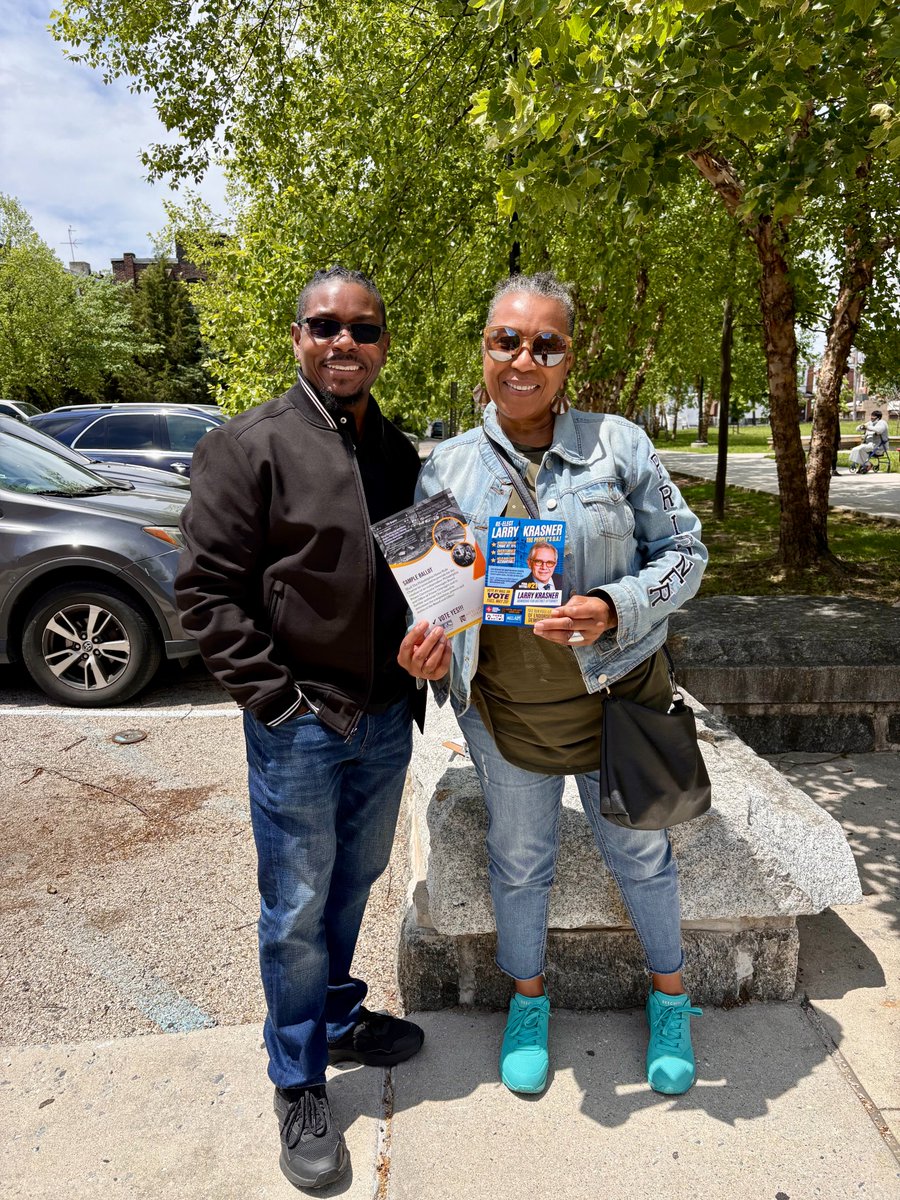 AmistadPower's tweet image. Philly! Polls are open until 8:00 PM! Come through and cast a vote for REAL community safety: Vote to re-elect Larry Krasner for District Attorney. And vote YES on ballot question 3 to create an independent prison oversight board.