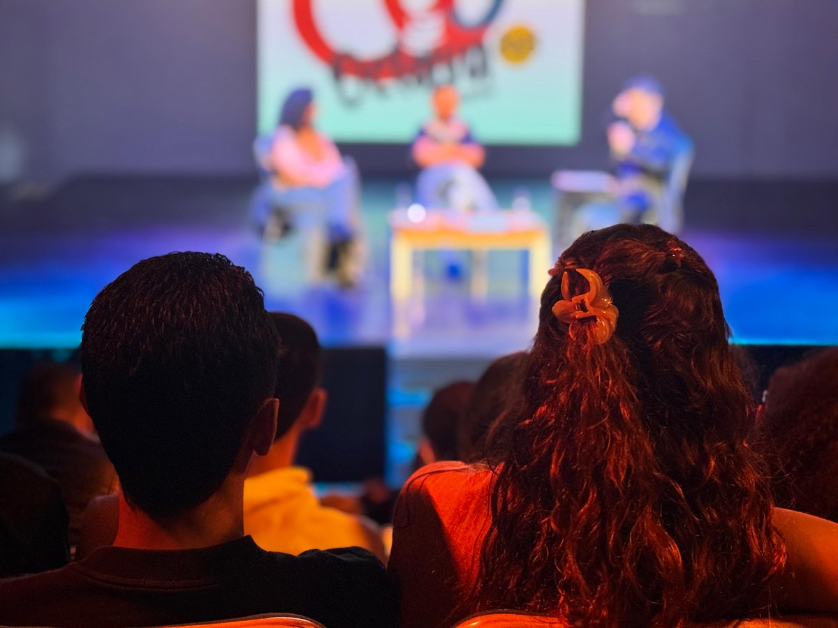 Este miércoles se encienden de nuevo las luces del festival de teatro universitario <a href="/EscenicaTeatro/">Escénica Festival de teatro universitario</a> 🎭

Del 22 al 31 de mayo en <a href="/CasaTeatroEP/">CasaTeatro ElPoblado</a> obras universitarias para la ciudad

eafit.edu.co/noticias/eafit…