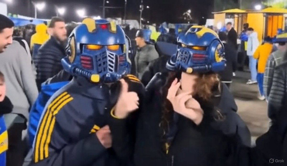 ChumleeSantaFe's tweet image. -Emperador Riquelme, deja en paz la galaxia, hereje de mierda.
-HEREJEEE???!!