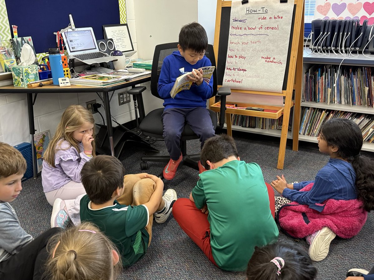 We enjoyed a great story read by our ⭐️ of the week! #ivyhillleague