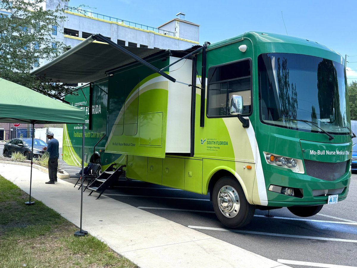 🧑🏻‍⚕️🩺🏥Thankful for the <a href="/USFHealthNurse/">USF Health Nursing</a> program and the Mo-Bull Nurse Medical Clinic on-site every week at The Salvation Army of Tampa  who helps care for our residents.
.
<a href="/USFHealth/">USF Health</a> 
.
#tampa #tampabay #health #usf #salvationarmy #community #hope #healthcare #nurses