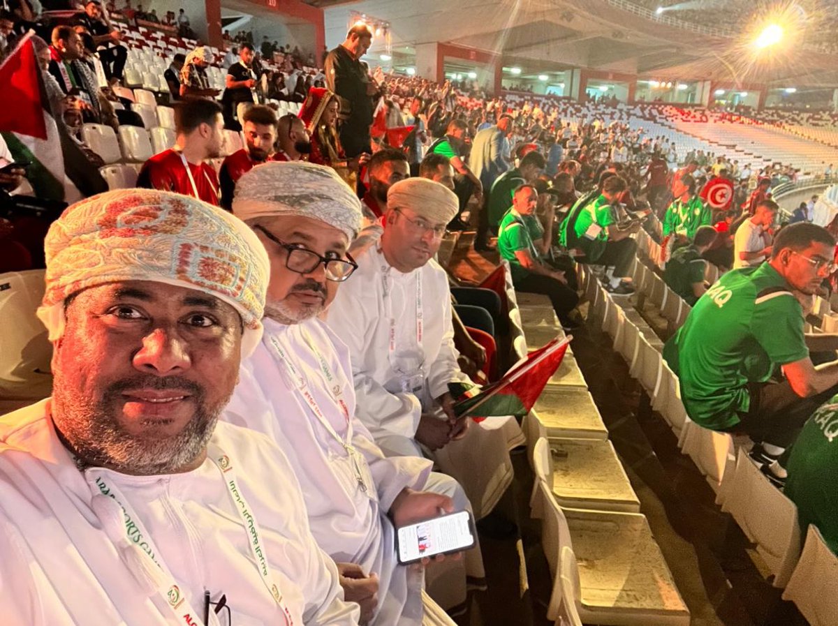 aljhdhamy's tweet photo. يبقى الجانب الإداري من الجوانب المحورية لنجاح أي بعثة رياضية، فهو الأساس الذي يُبنى عليه حسن التنظيم والانضباط وتحقيق الأهداف المنشودة.
ويُعد كل من بدر أولاد ثاني وموسى الهنائي من الكفاءات الإدارية المتميزة، التي أثبتت حضورها بثقة واقتدار في مختلف المحافل الرياضية. بخبرتهما الواسعة، وروحهما التنظيمية العالية، شكّلا نموذجًا إداريًا يُحتذى به، وجسّدا قيمة مضافة تسهم دائمًا في إنجاح أي بعثة يُكلفان بها، لتبقى خلف الإنجازات أسماء تستحق التقدير #دورة_الألعاب_العربية_الجزائر