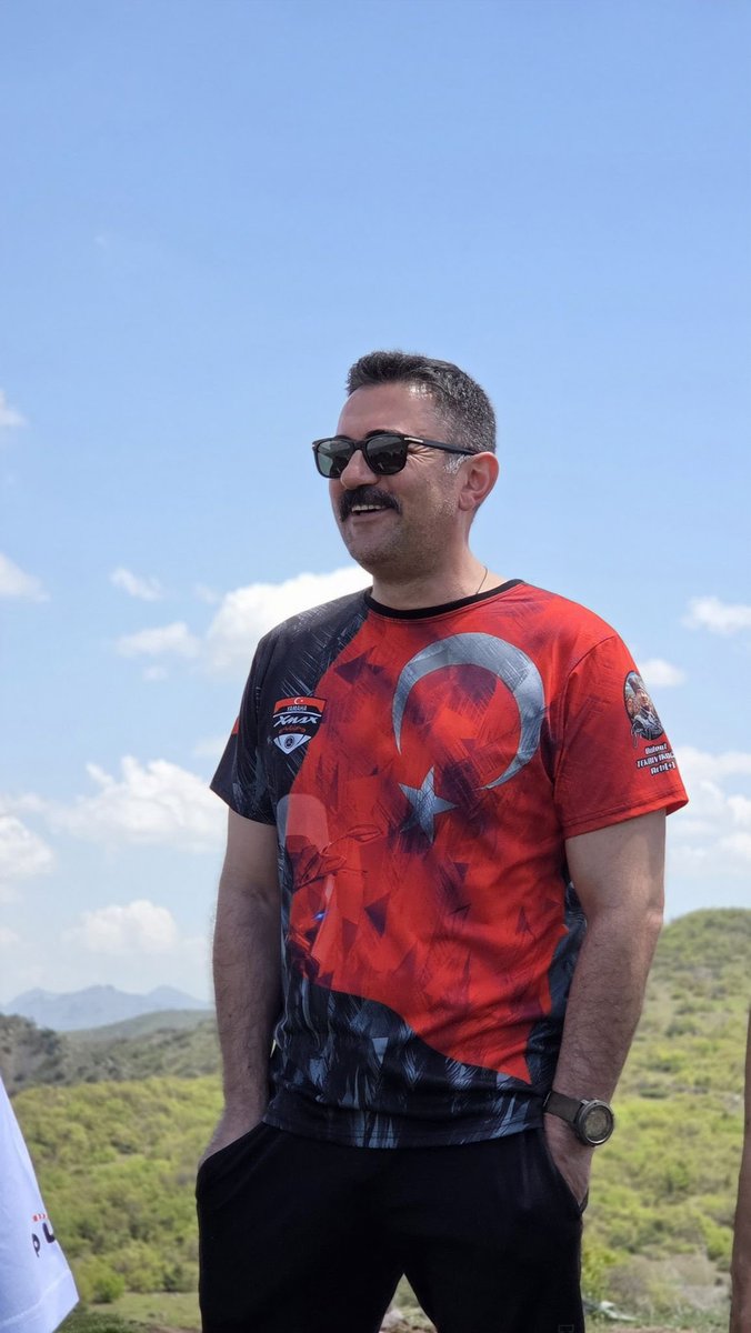 🔴 SICAK GELİŞME 
Geçtiğimiz gün Terör örgütü PKK'nın kurucularından Ali Haydar Kaytan ve Rıza Altun için Tunceli’de bir yürüyüş ve anma programı düzenlendi. 
Muhtemeldirki yürütülen müzakere sebebiyle; izinsiz ve maksadını aşan onlarca slogan atılan bu yürüyüş ve anma programına