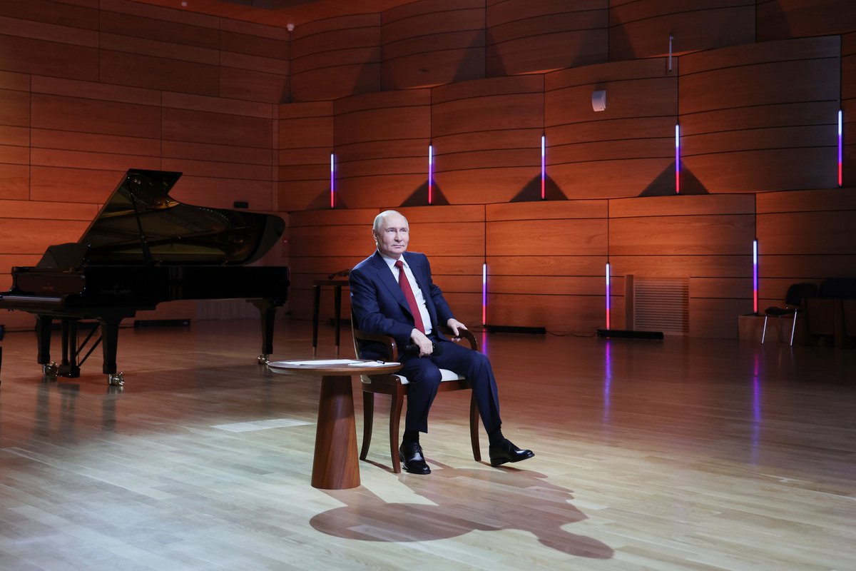 После меморандума
Антон Барбашин о том, почему затягивание переговоров по мирному урегулированию сейчас выгодно и России, и Украине
ridl.io/ru/posle-memor…