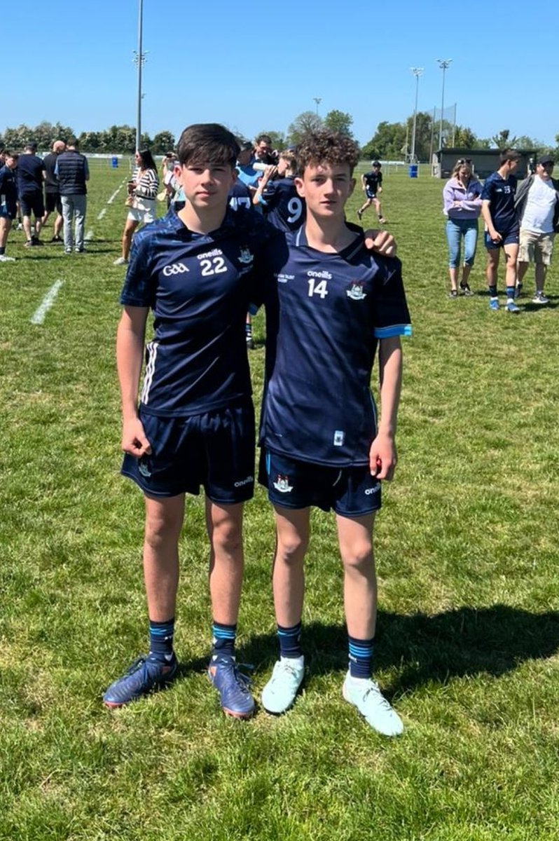 Congratulations to Tiernan Butler and Will McMahon who have made the Dublin U14 Football Academy for 2025. Very proud moment 🏐