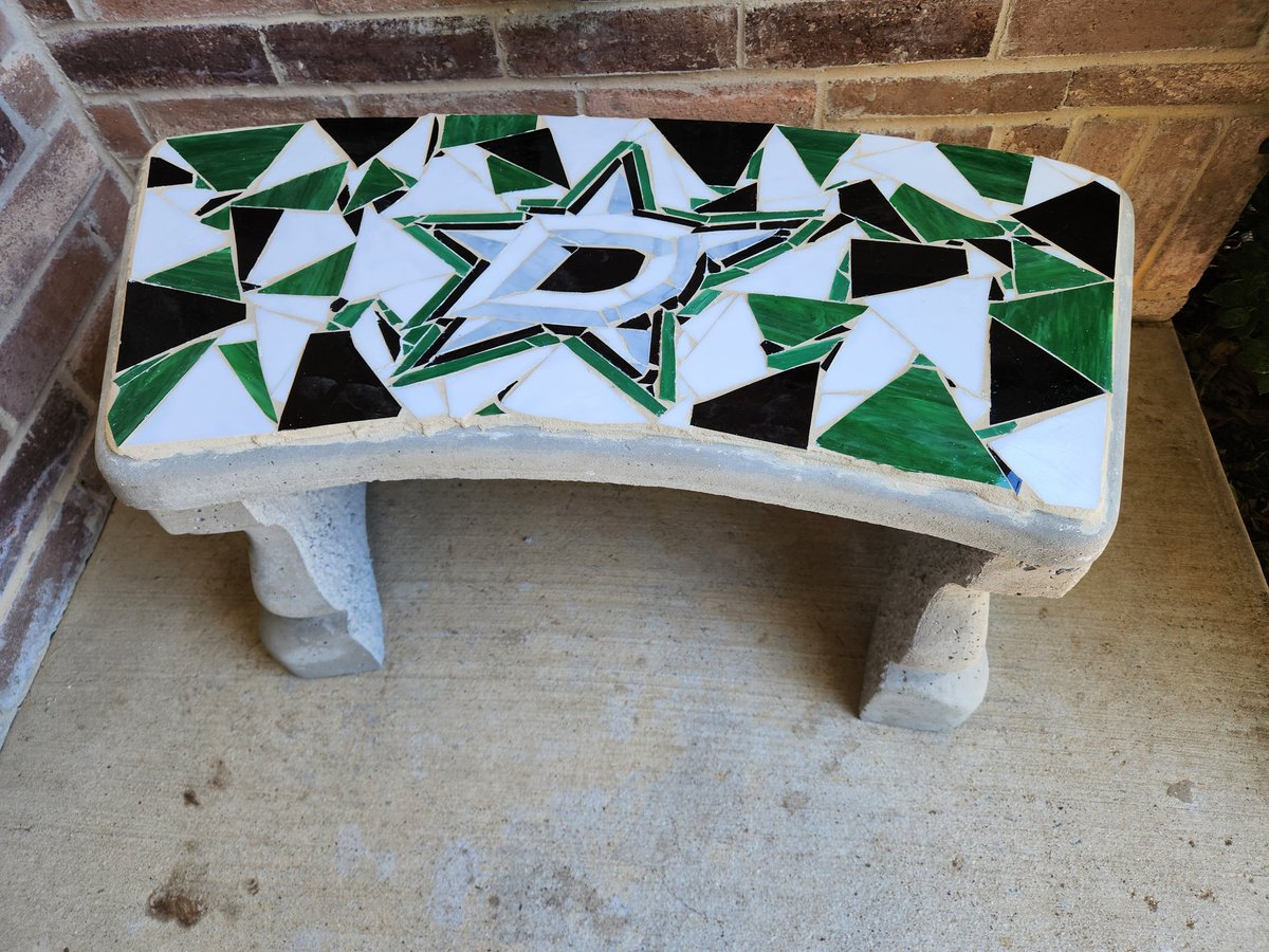 T a y l o r. tweet media