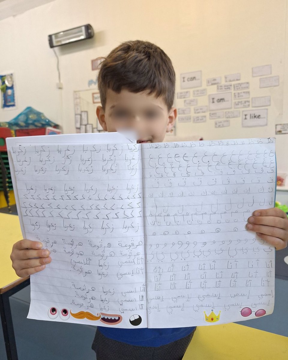 Shakhsiyah's tweet image. 🚨 FS2 students at Shakhsiyah are mastering full pages in English and Arabic—neat handwriting, full sentences, and endless potential! 🌍📚  

#BilingualGenius #YoungAchievers #EducationGoals