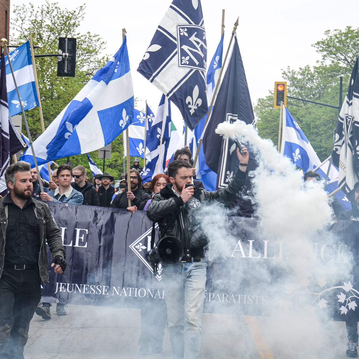 NvlleAlliance's tweet image. 🔴 JOURNÉE NATIONALE DES PATRIOTES X FÊTE DE DOLLARD 2025
Hier, 19 mai 2025, contre vents et marées, et malgré la présence haineuse de l’extrême gauche antinationale qui occupait le monument de Dollard au parc LaFontaine, nous avons commémoré la mémoire de Dollard des Ormeaux…