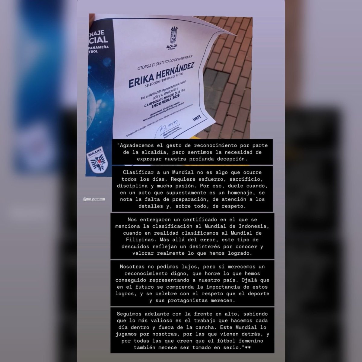 🚨 Jugadora Erika Hernández se expresa en redes sociales, luego de recibir un reconocimiento  tras su clasificación al mundial de Filipinas y en el documento decía Indonesia. #SomosLaSele