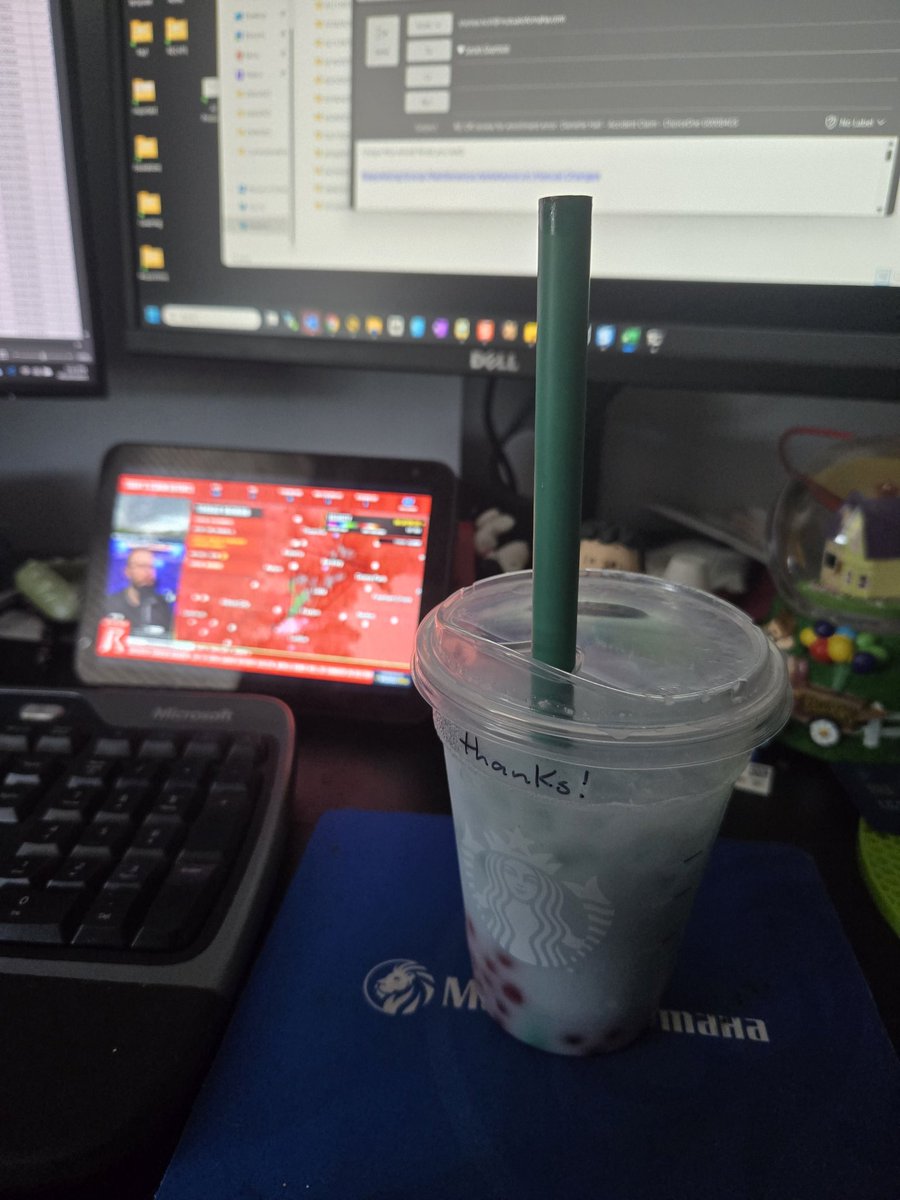 shellee84's tweet photo. Streaming @ryanhallyall enjoying my favorite drink of any season. https://t.co/jAhP58xmbo