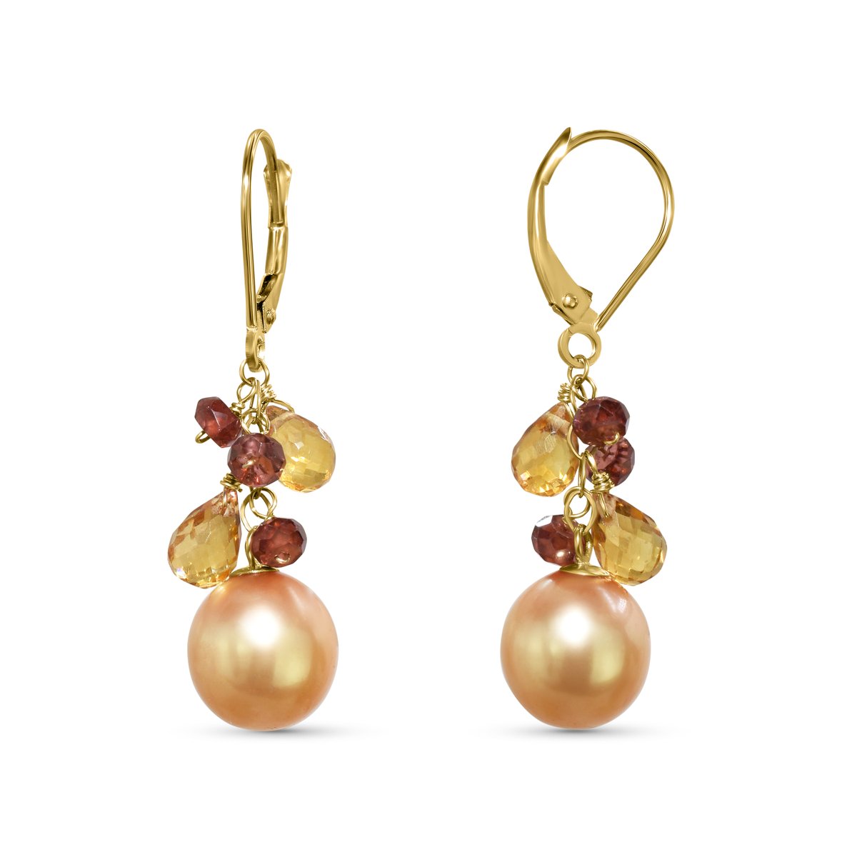 JewelMak's tweet photo. This exquisite South Sea pearl necklace piece features a gorgeous champagne-hued pearl, larger than usual pearls, adding a touch of sophistication and rarity. Learn more details about our one of a kind necklace on our website or see it in person at the JCK Las Vegas Show! https://t.co/IEsP176GGw