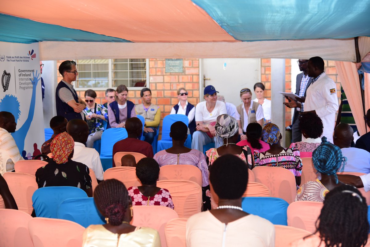 EUinUG's tweet photo. Our Ambassadors saw 1st hand the work of #TeamEurope πͺπΊ supported Trust Fund for Victims in Northern πΊπ¬, led by @NLinUganda, @IrlEmbUganda & @ItalyinUganda, focusing on the impact of the conflict & the individuals & communities affected by the atrocities committed.#EUHoMsinGulu https://t.co/FKLWHGdPZi