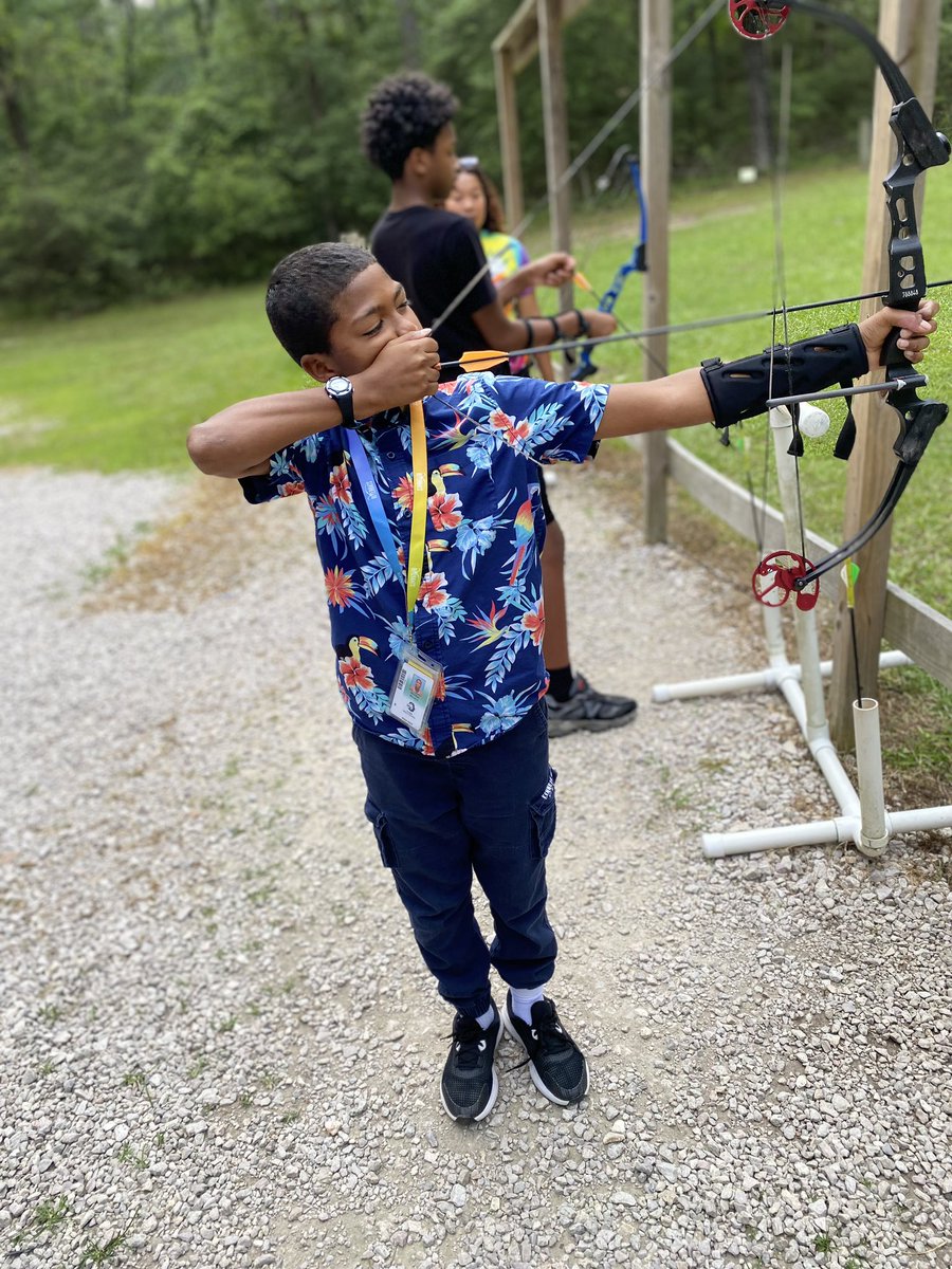 StellMcclelland's tweet photo. AMS students had an adventurous day Camp Cullen. Our students truly enjoyed themselves today! #Wearecolts
@SPeralta_AMS @AldineMS_AISD https://t.co/O3Wso8BQWn