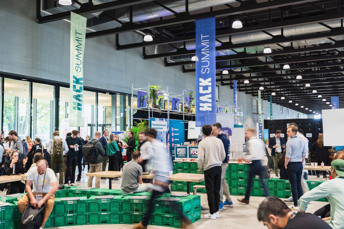 Key moments from swisstech at #HackSummit 2025! 🚀

With over 850 participants, HackSummit was the epicenter of #Climate and #DeepTech innovation last week.

✨ swisstech Hub: A dedicated space that brought together 13 of Switzerland's most innovative climate tech startups and