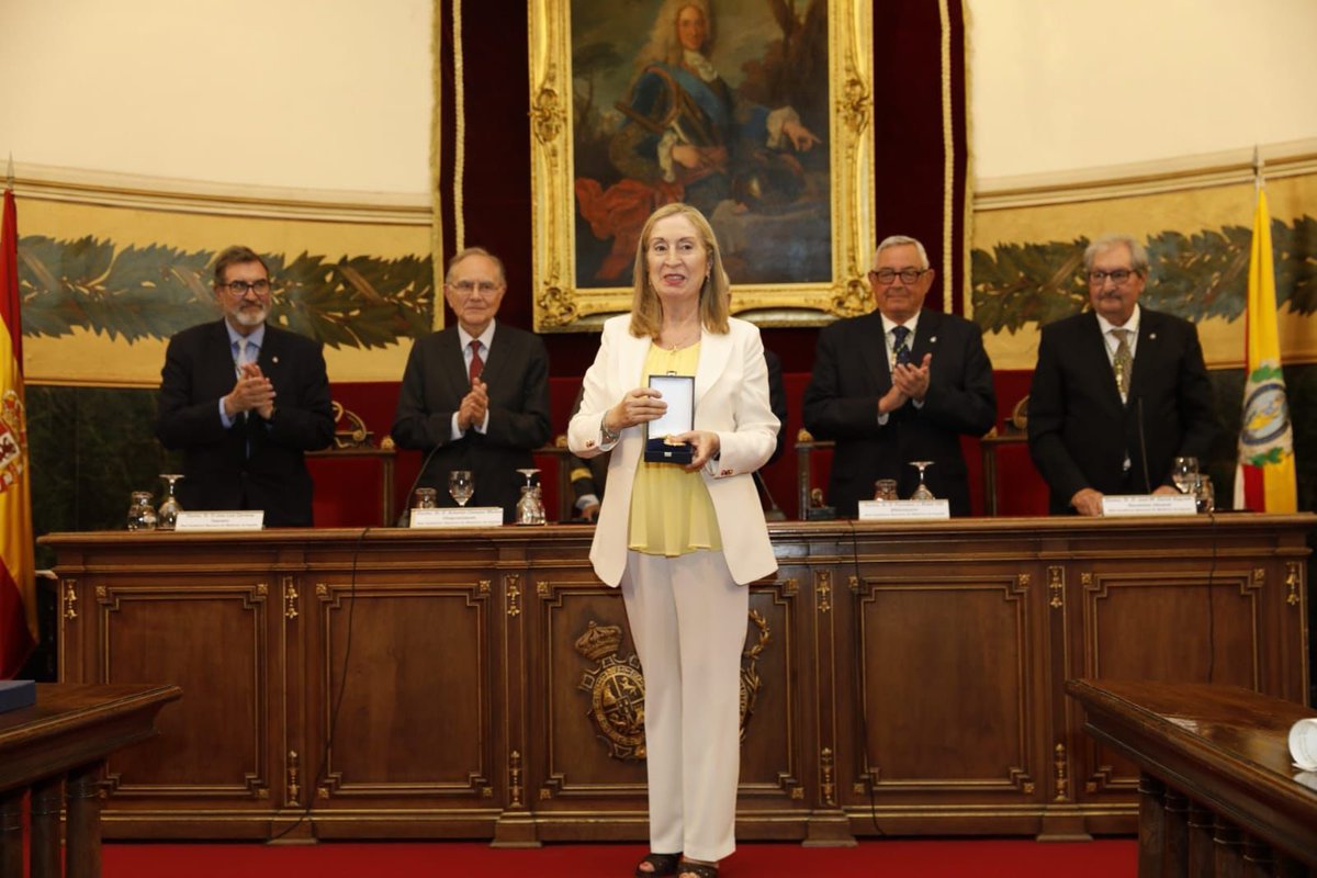 Nuestra presidenta, la Dra. <a href="/anapastorjulian/">Ana Pastor Julián</a> , ha participado en la II edición del Día de la Academia, organizada por la Real Academia Nacional de Medicina de España (<a href="/ranm_es/">RANME</a> ).

En este acto se ha reconocido a los socios protectores y a los nuevos miembros del Patronato, entre