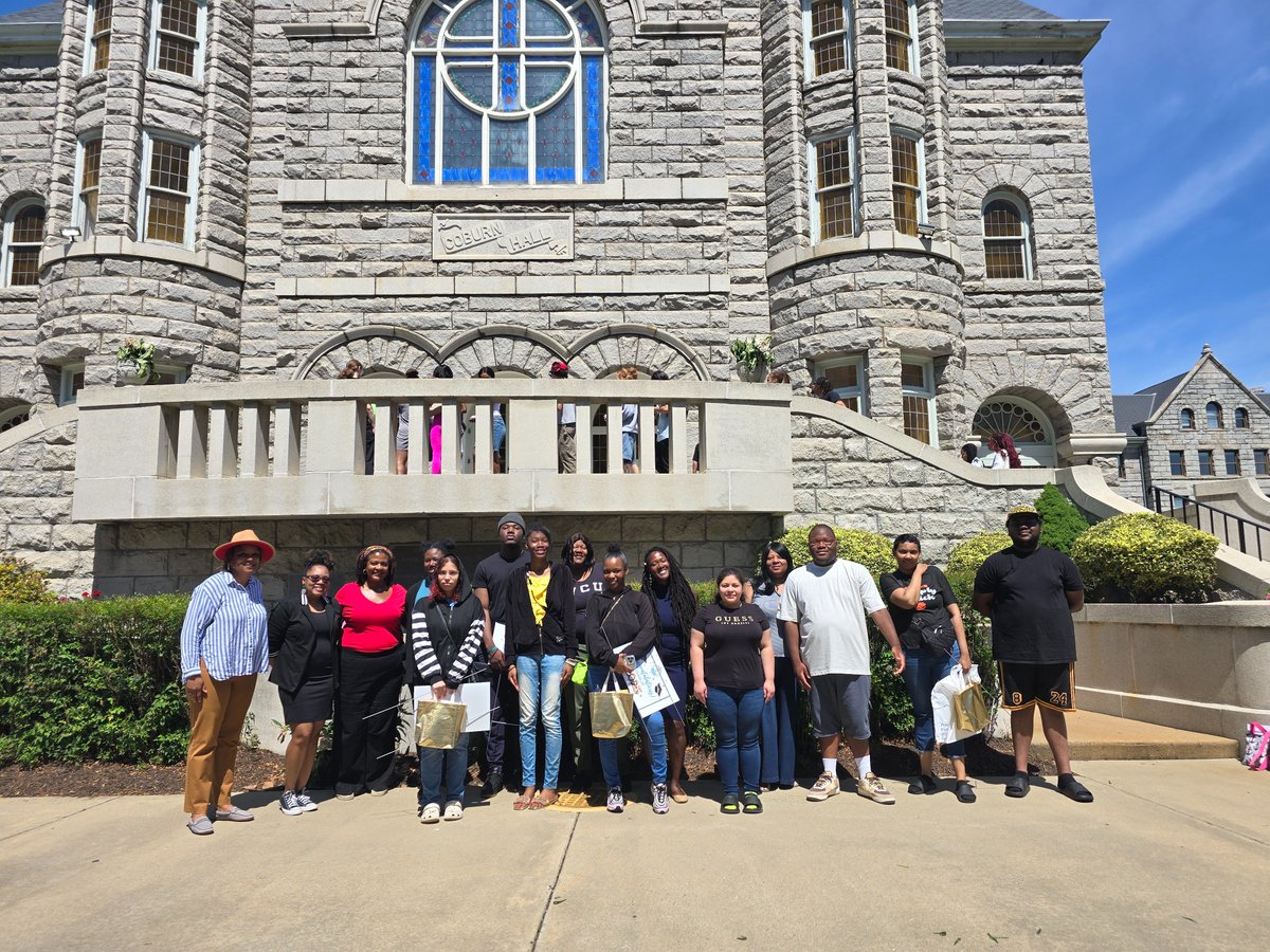 RVAOwls's tweet photo. Hoot Hoot! 🎓 RVA OWL seniors gathered today with the RVA Graduation Team &amp; RPS leaders for graduation practice. We can’t wait to celebrate our scholars flying high on May 27, 2025, at 9:00 AM! 🦉 #RVAOWL #ClassOf2025 #GraduationReady https://t.co/dAeG3VlmtE