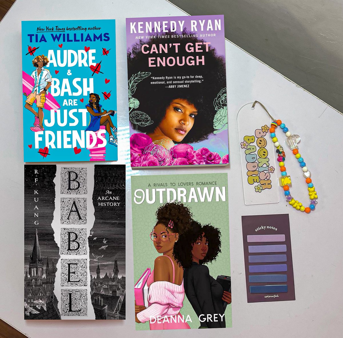 My recent read and currently reading 📚