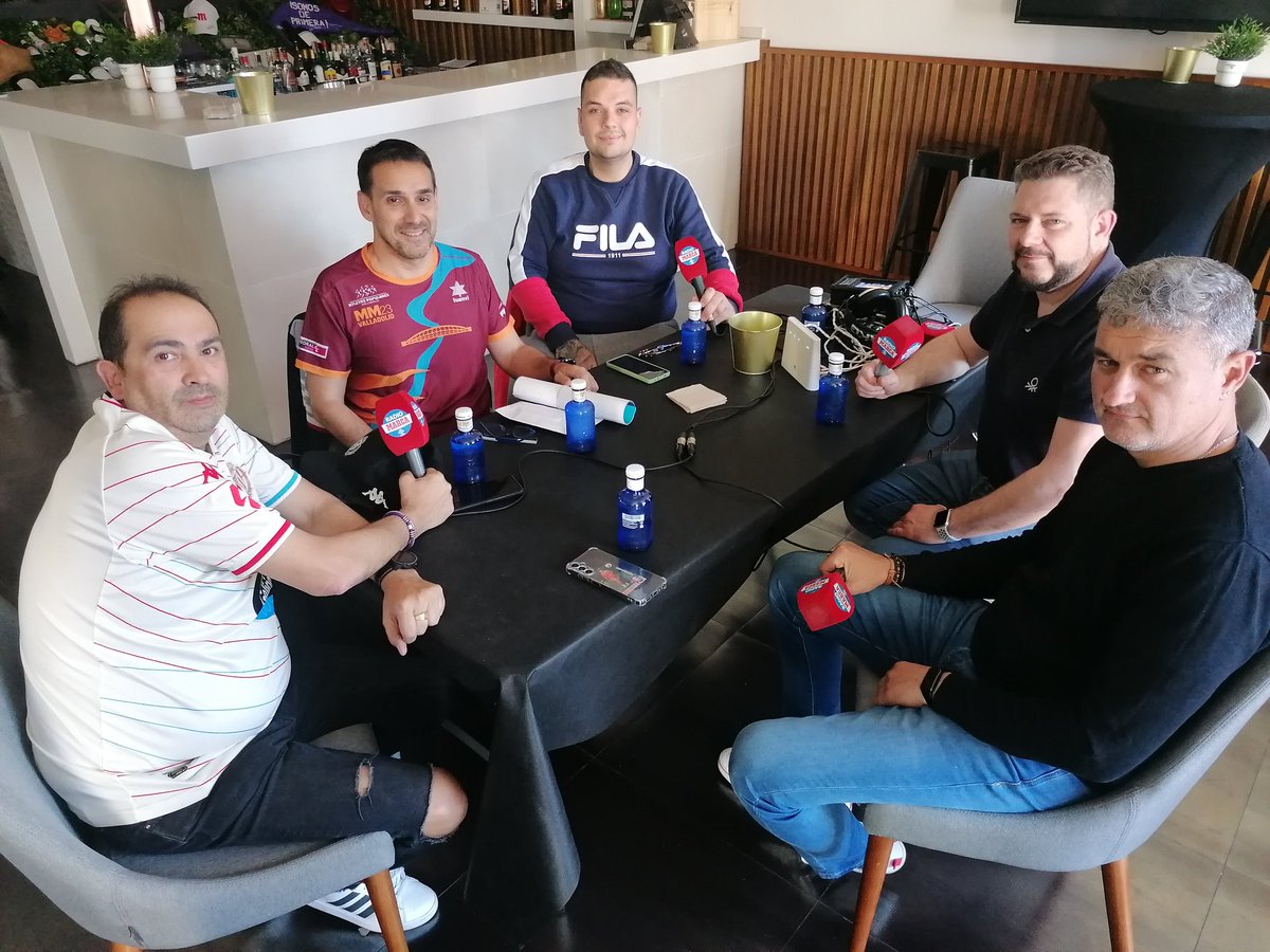 MARCA VALLADOLID (@marcavalladolid) on Twitter photo 🔊 Disponible en PODCAST nuestra #TertuliaOlibher <a href="/fdprvalladolid/">Federación de Peñas del Real Valladolid</a> de hoy con <a href="/jesus_pucela/">Jesús Pérez Baraja</a> y peñistas del <a href="/realvalladolid/">Real Valladolid C.F.</a> desde <a href="/Olibher1965/">Aceitunas Olibher</a> Plaza Mayor ⚽🫒
▶ivoox.com/20-05-2025-ter… 🔊 Disponible en PODCAST nuestra #TertuliaOlibher <a href="/fdprvalladolid/">Federación de Peñas del Real Valladolid</a> de hoy con <a href="/jesus_pucela/">Jesús Pérez Baraja</a> y peñistas del <a href="/realvalladolid/">Real Valladolid C.F.</a> desde <a href="/Olibher1965/">Aceitunas Olibher</a> Plaza Mayor ⚽🫒
▶ivoox.com/20-05-2025-ter…