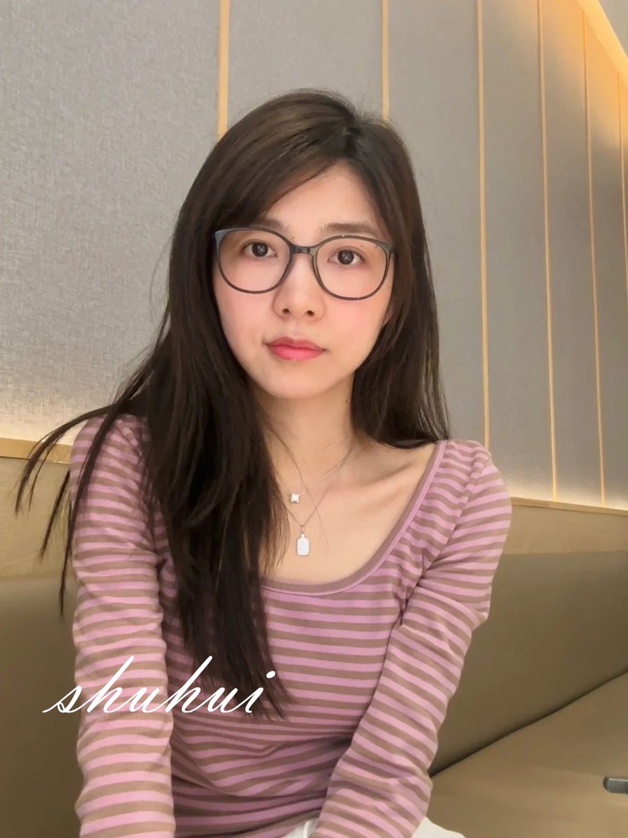 5656kf's tweet photo. 老師可以承認喏 
我晚上會偷偷自慰啦 
你們敢承認 看我照片打手槍嘛？ 
打過一次的點♥️  打過三次以上的轉推+留言哦 
老師選一個去見你 
年齡不限哦 
但是你要把 ㄐㄧㄥ ㄧㄝ都留給淑慧哦 https://t.co/sbYpJ2niTO