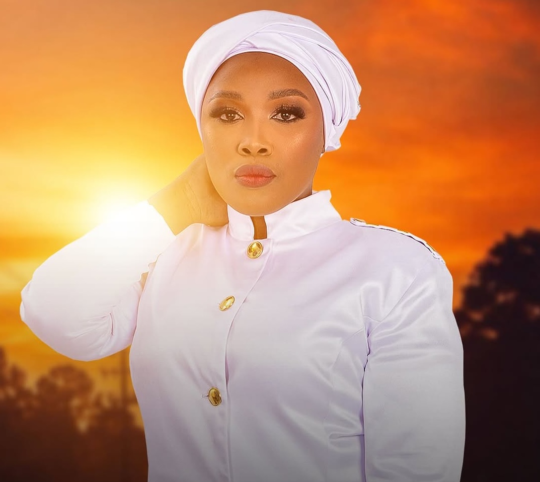 Bucy Radebe Releases Uplifting Music Video for “Elohim” on YouTube

gospelmusic.co.za/bucy-radebe-re…