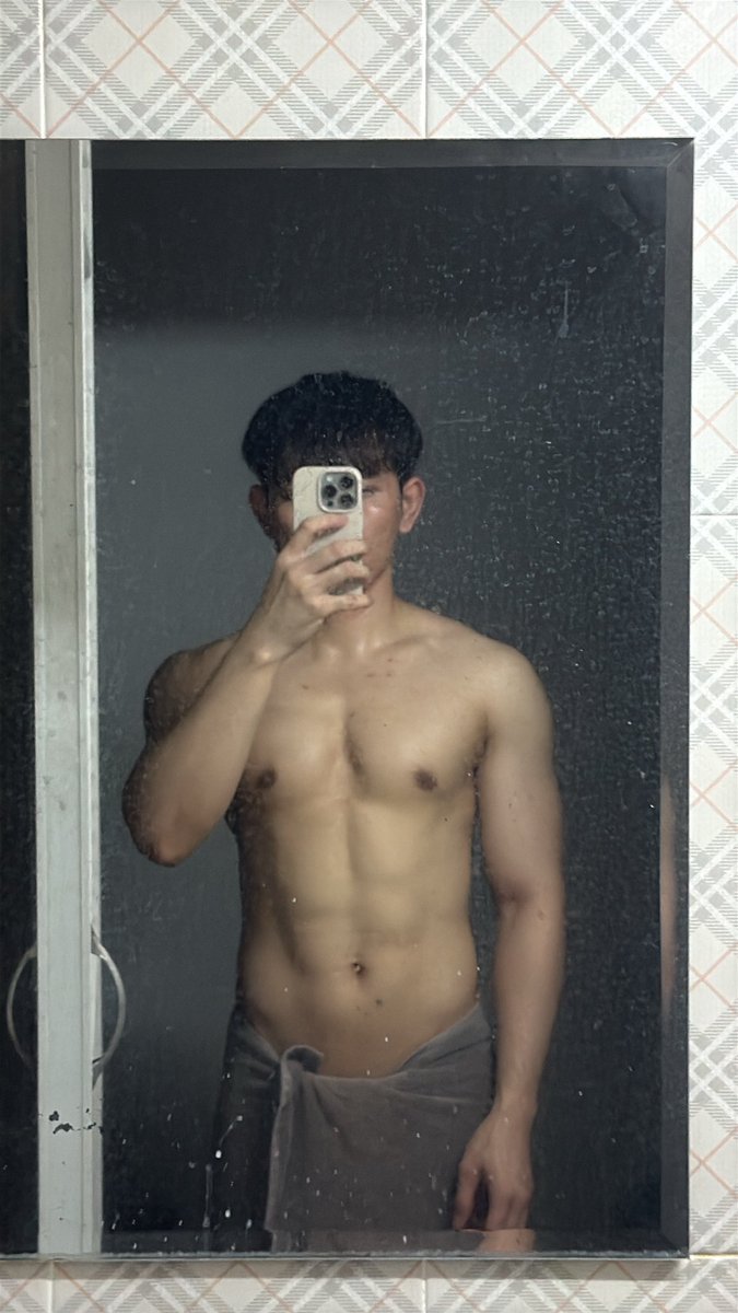 Mostpst's tweet image. สิวที่ขึ้นอกไม่หยุด?