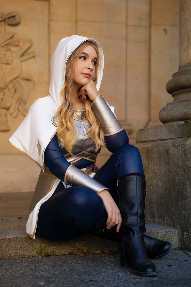 Lady of Luminosity 💫✨
📸 <a href="/svenja_nau/">Svenja 📸</a>