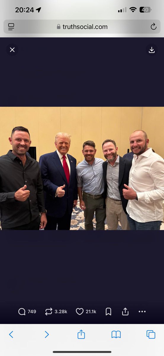 Golfers Ernie Els and Retief Goosen will be at the White House meeting with <a href="/realDonaldTrump/">Donald J. Trump</a> and <a href="/CyrilRamaphosa/">Cyril Ramaphosa 🇿🇦</a> with businessman Johan Rupert tomorrow at 11:30 am Washington time.  (Photo not taken today)#Ramaphosa #DonaldTrump <a href="/eNCA/">eNCA</a> <a href="/etv/">@etv</a>