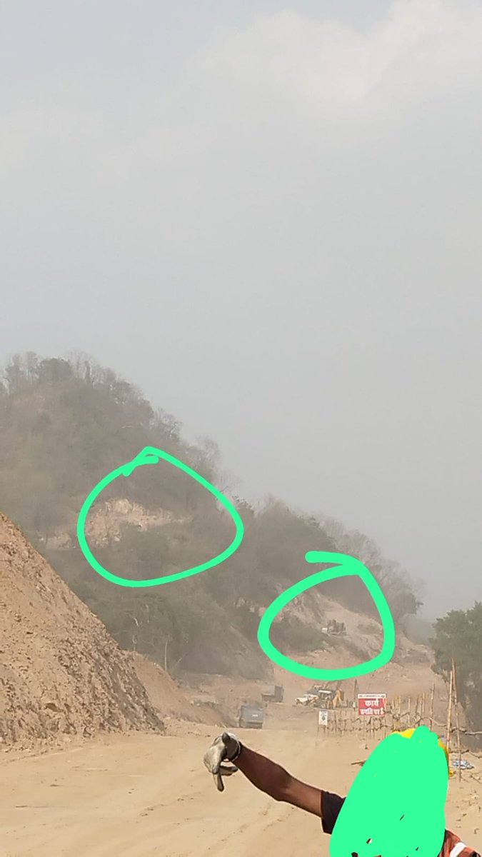 Sumit68662801's tweet photo. सोनभद्र में भ्रष्टाचार चरम पर 
सिंगरौली के स्वर्णिम इतिहास की धरोहर है कुप्पी और धनुजा 
लेकिन इसे एनटीपीसी द्वारा सुईया पहाड़ को डोजरिंग किया जा रहा है इस पर ध्यान दीजिए🙏 @PMOIndia @ntpclimited @dgpup @CMOfficeUP @CPCB_OFFICIAL @cbic_india @CcidUttarPrades #โต้งทูพี #War2 #NuNew https://t.co/ayDh1lgp7z