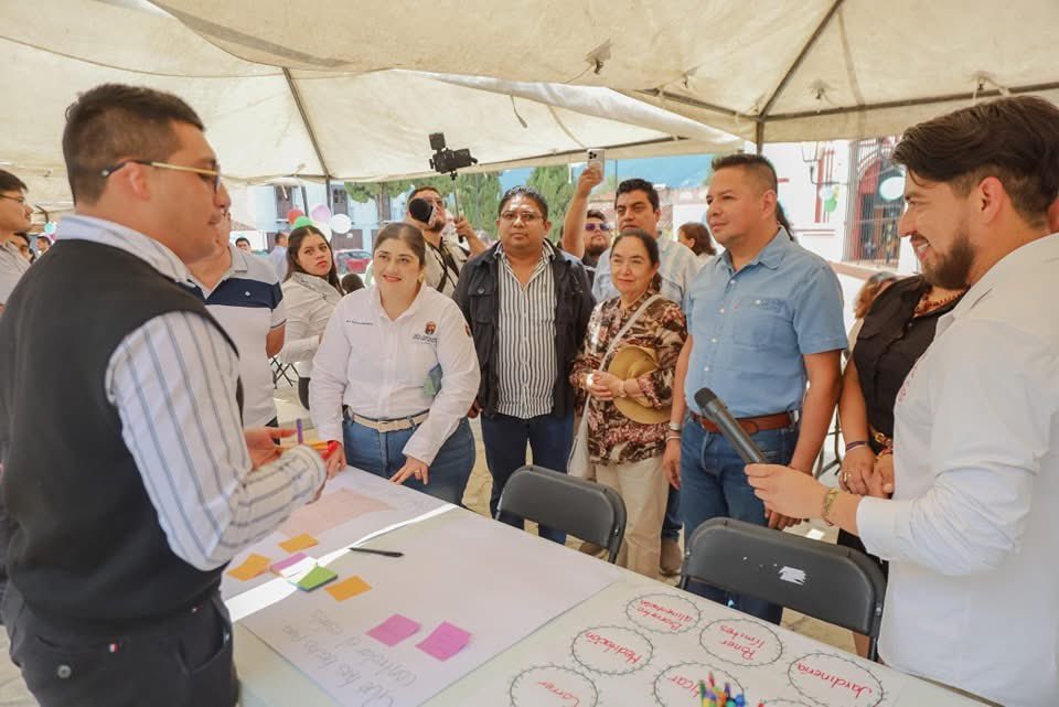IcatechOficial's tweet photo. En #Icatech creemos que el desarrollo empieza por lo esencial, por ello, llevar servicios básicos y cursos formativos a nuestras comunidades no es solo una necesidad, es una inversión en dignidad, oportunidades y futuro.

#CEM78 🦉❤️♠️
#HumanismoTransformador 🐾🐾🐾 https://t.co/R5xy3Hmyh2