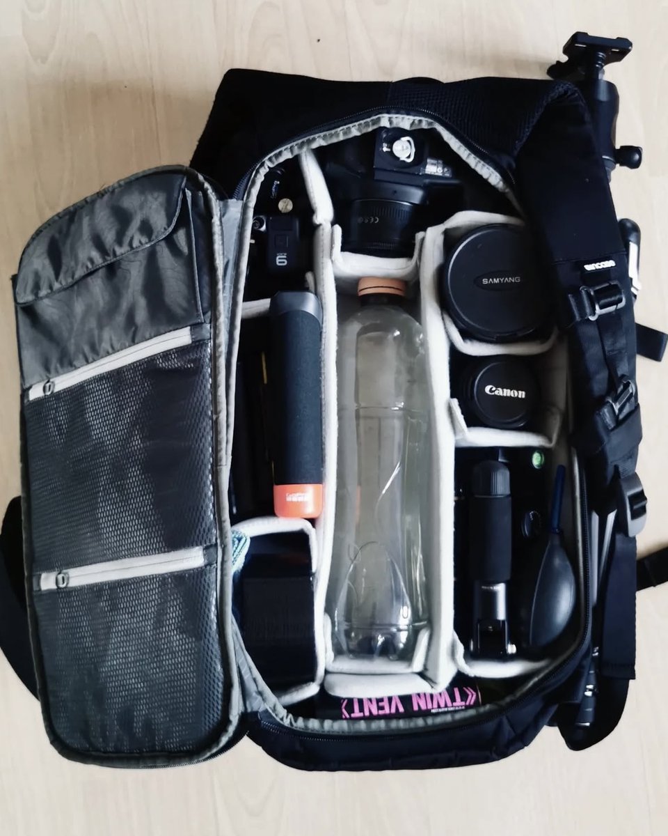 Organization, optimized. Swipe to see how it all fits. Modular storage, padded protection, and tech-ready access built for creators on the move.

This is the Incase DSLR Pro Pack. Designed for gear. Engineered for flow. Back in stock. loom.ly/fqvmr10

📸: @cterzing