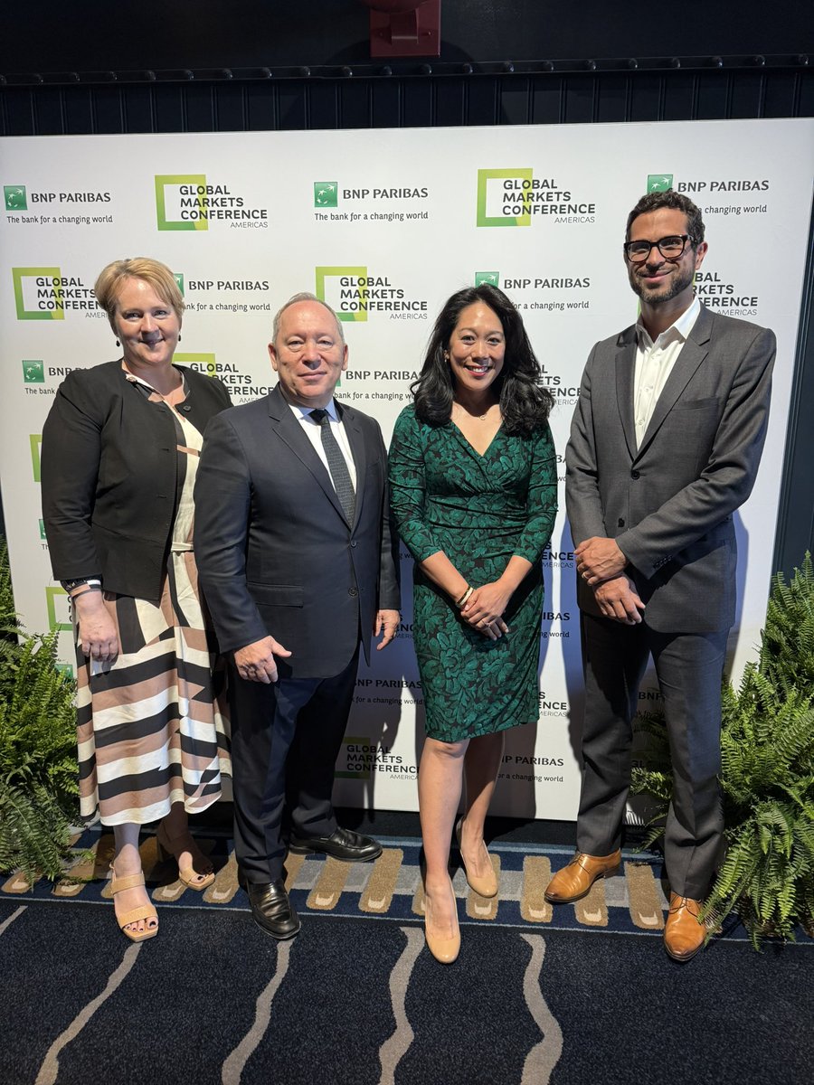 Michelle Yu tweet media