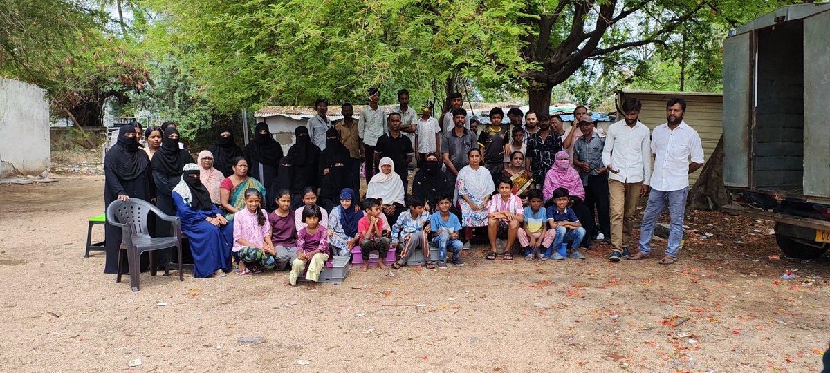 Gulammohammedk4's tweet photo. @GoK_Dept @KarnatakaWaqf Urgent attention needed! @DCRaichur &amp; Waqf Board Raichur demolishing Hashimya compound, displacing poor residents who've lived there for 80 yrs, violating court orders. #JusticeForHashimya #StopMisuseOfPower #ProtectThePoor
@BZZameerAhmedK https://t.co/DVxYpG5nkd