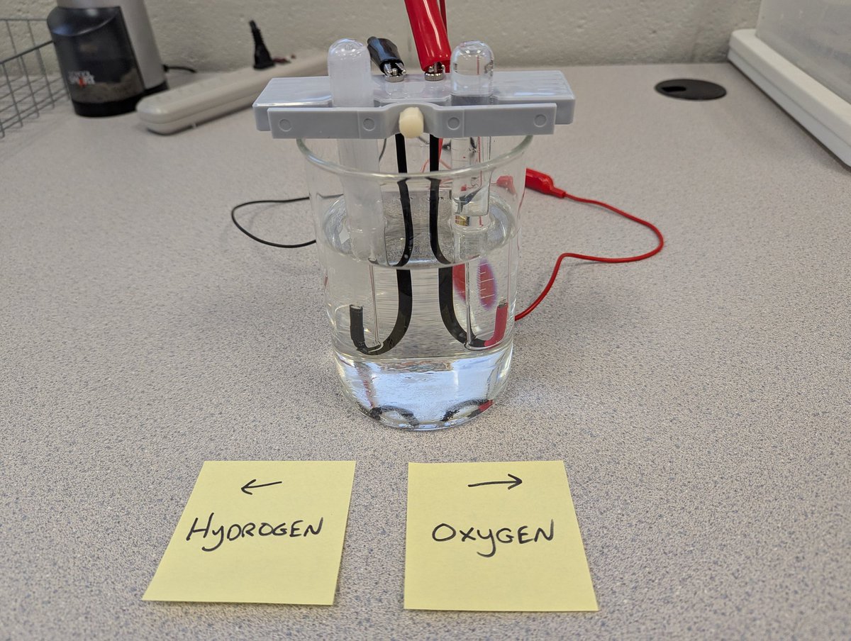 FranseeTech's tweet image. Some "rocket science" in Innovation STEM Lab 6!