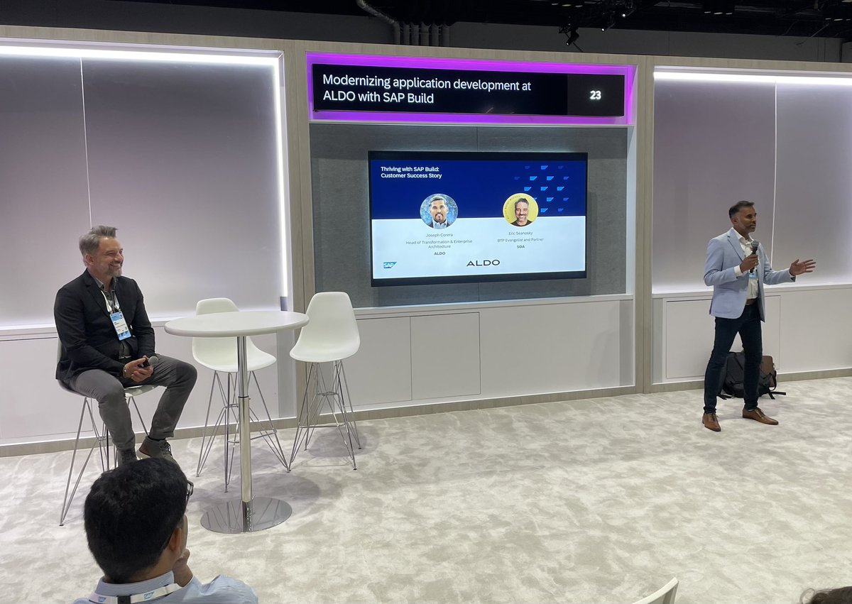 [Orlando, FL] Innovative real world Customer-Stories on the #SAPSapphireOrlando show-floor at #ASUGAnnnualConference. 

Listening to Canada’s 🇨🇦 <a href="/ALDO_Shoes/">ALDO Shoes</a>  &amp; <a href="/SDAInc3/">SDA Inc.</a> sharing their #SAPBuild path for application development modernization!

Session Info - sap.com/events/sapphir…