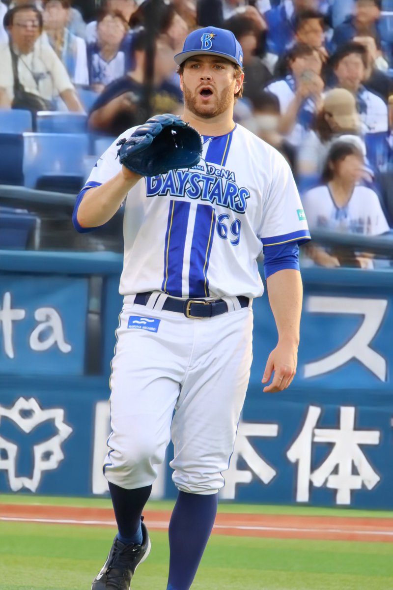 xydb_dena31's tweet photo. KAYさんナイスピッチ👏👏
#ANTHON KAY
#ケイ
#baystars
2025/5/20 https://t.co/DchpCVyMxz