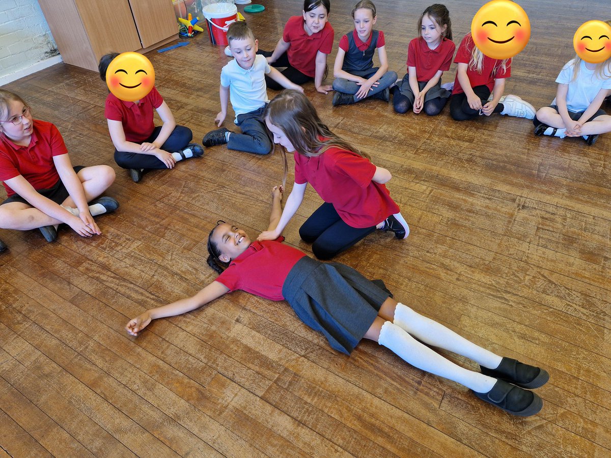 AnstonBrook's tweet image. Year 3 have been focussing on first aid and learning about what to do in an emergency…we put our friends in the recovery position and practised DRABC checks @WhiteWoodsPAT1