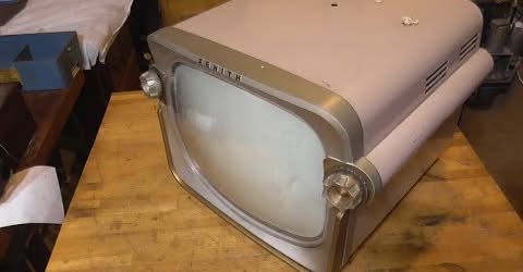 OhmsLaw78's tweet image. Restoring a Zenith 14 inch TV youtu.be/BrrSY7r62Bc?si… via @YouTube #Tech #Electronics #ElectronicsRepair #VintageElectronics #VintageTV #TVElectronics #TVRepair #ElectronicsServicing