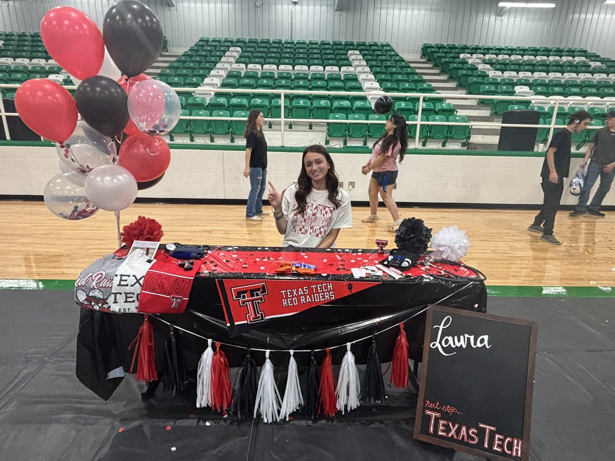 Dr. Chanda Bloch tweet media