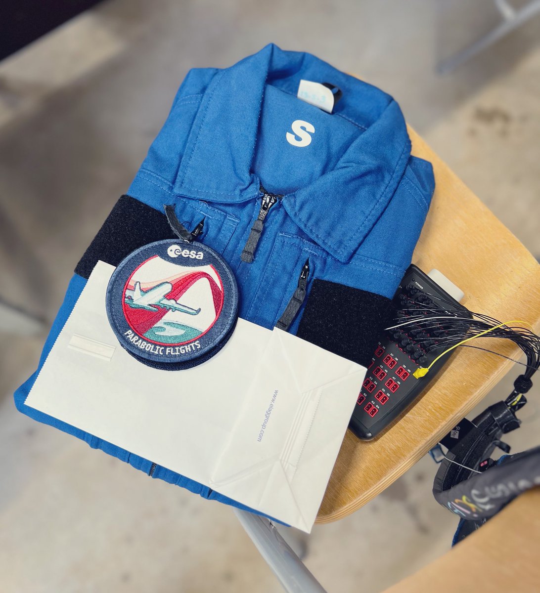 Now that I’ve got my vomiting bag, I’m officially ready for tomorrow parabolic flight 💪🌀✈️ 

#FlightDay2 #86ESA

<a href="/AirZeroG/">Air ZeroG ✈️</a> <a href="/BirkbeckUoL/">Birkbeck, University of London</a> <a href="/bbkpsychology/">Birkbeck School of Psychological Sciences</a> <a href="/StudentELGRA/">SELGRA</a>