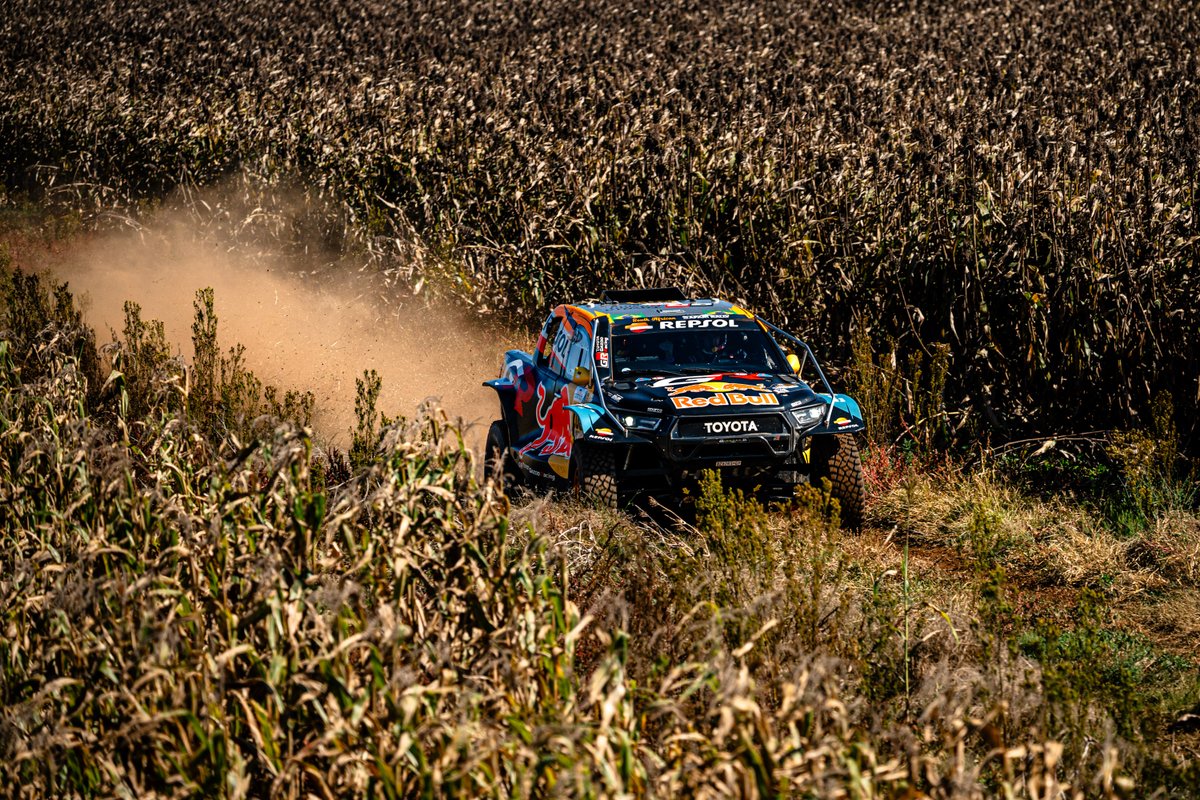 TGRSouthAfrica's tweet image. TGR_W2RC: Henk &amp;amp; Brett finish the day on P1 after a strong performance through Lichtenburg’s tough terrain! 💪
Lucas &amp;amp; Armand climb to P6, while Seth &amp;amp; Dennis secure P10.
A solid day all around, on to the next! 🚗💨
#TGRW2RC #Toyota #Repsol #RedBull #Sou…