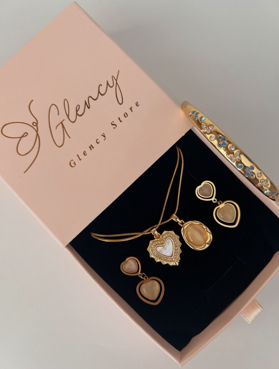 glencystore's tweet photo. Bu tweeti beğen, yoruma beğendiğin seti yaz ve bizden sürpriz DM bekle 💖 https://t.co/a4cYMF6Dia