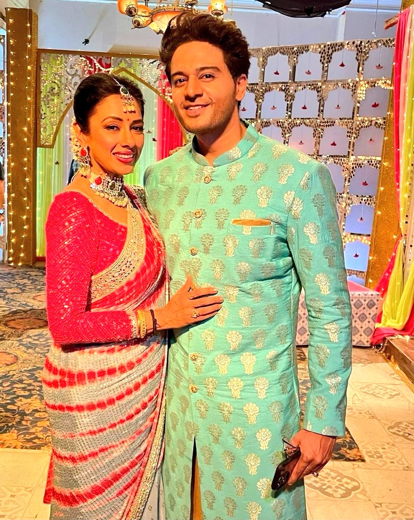 Royal couple🔥 😍♥️🧿

MAAN SHAADI KE 3 SAAL 

#Anupamaa #AnujKapadia #MaAn
#RupaliGanguly #GauravKhanna #GauRup