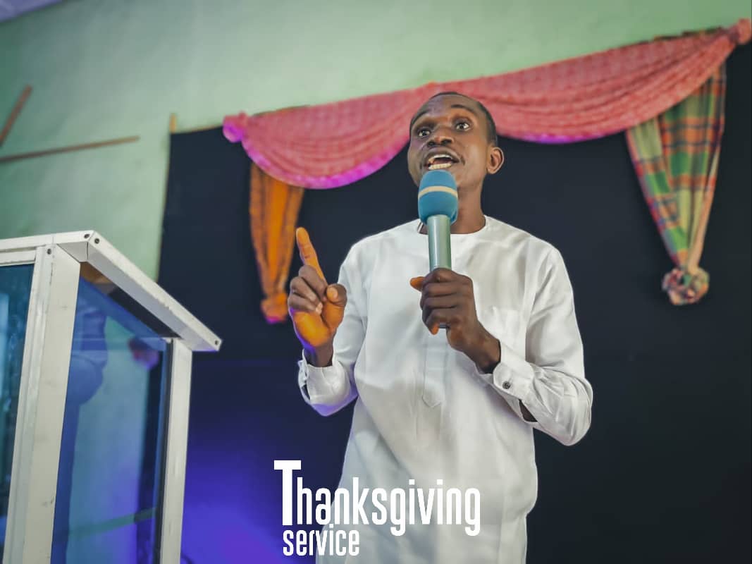 PSF_FUTO's tweet photo. Give thanks 🙏
#Thankshiving #psf #impactservice https://t.co/4l7j7WnWSx
