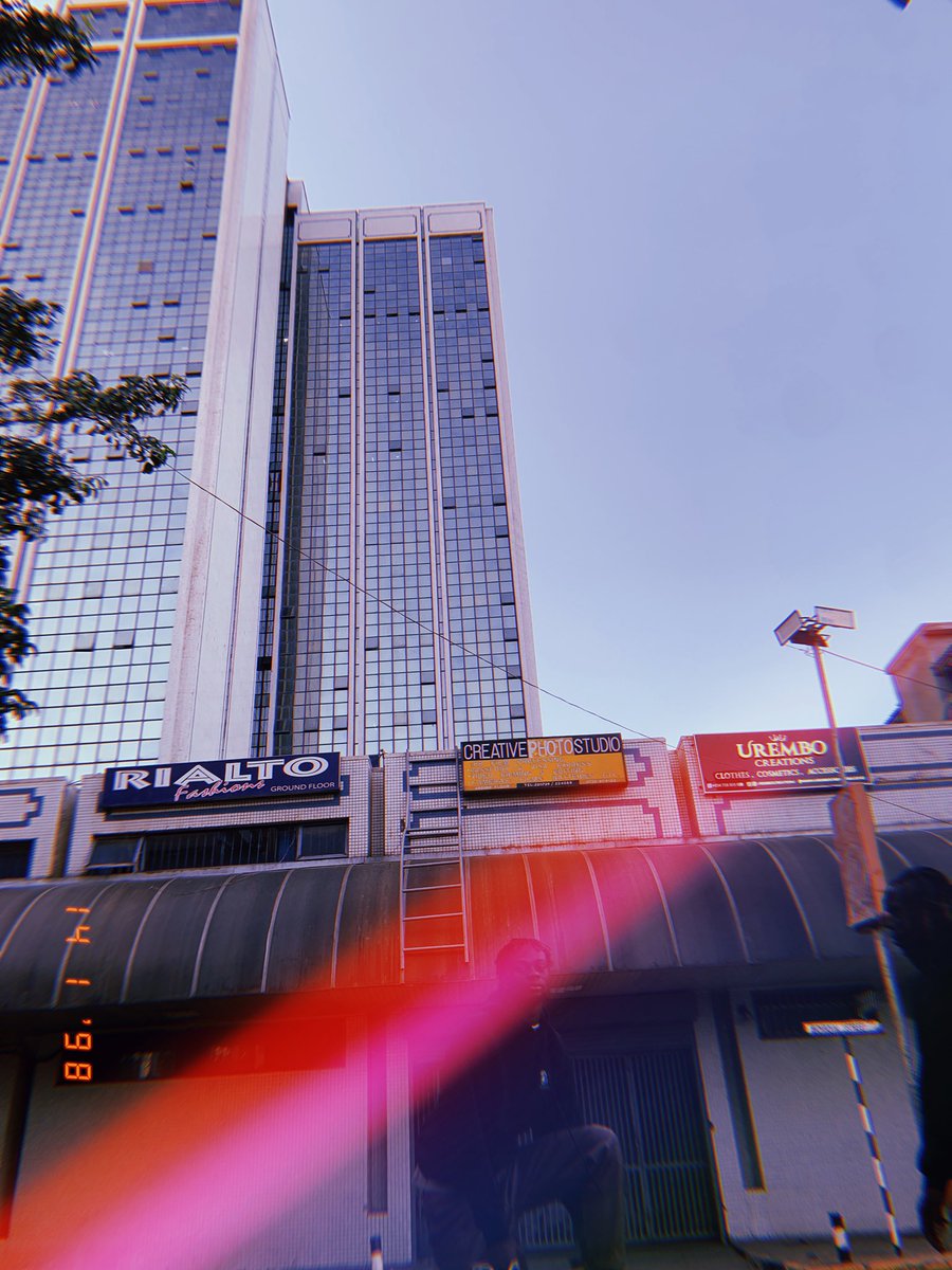 Droiidpmxtra's tweet photo. Far from home 🌴…. #droiid #droiidnation https://t.co/vixP2umFNw